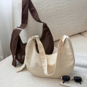 کیف بادی بگ نایومی کرم قهوه ای